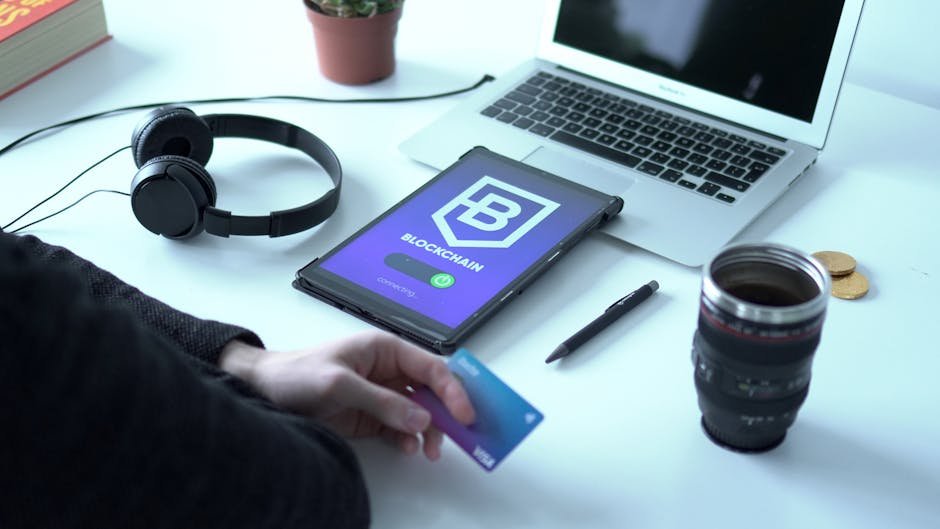 Sơ đồ Blockchain, Smart Contract và Digital Fingerprinting bảo vệ IP